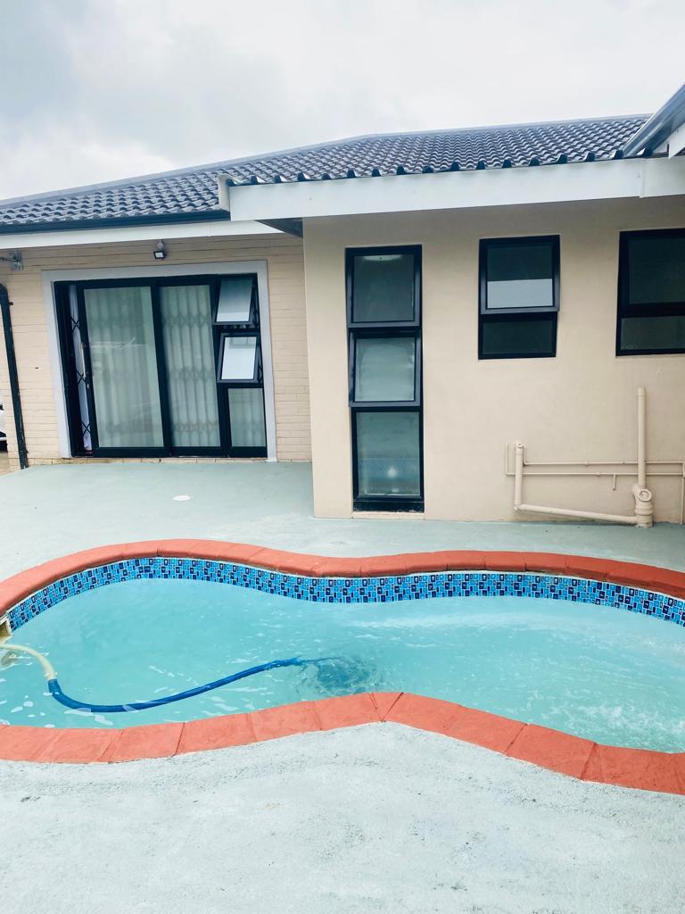 slee Guest House